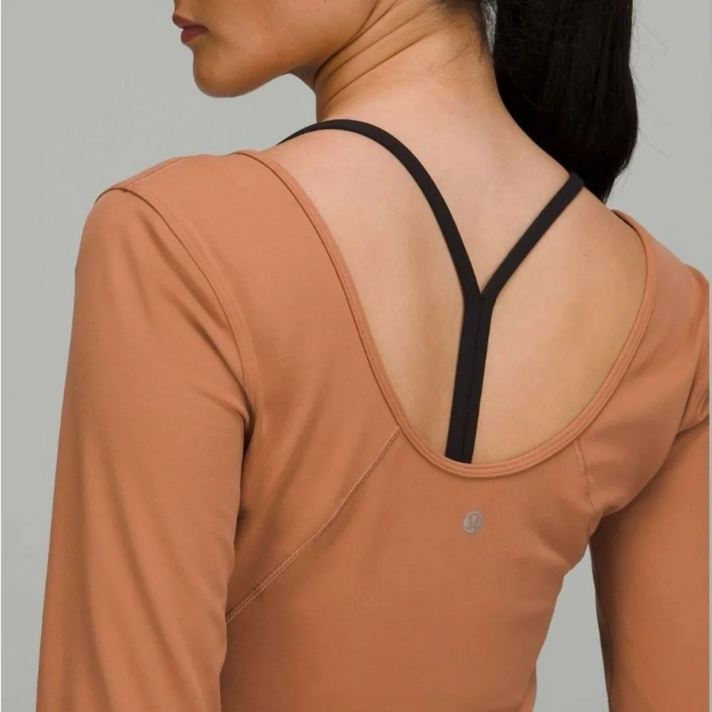 lululemon athletica flattering 2022 	•	retired